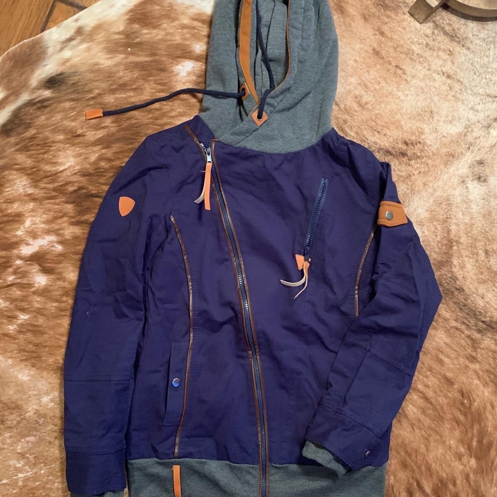 Jacket - Picture 2 of 3